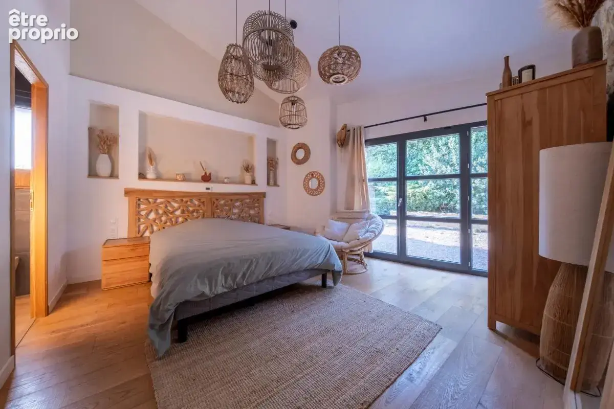  propriété de caractère – 239 m² – 6 chambres – 3,2 hectares
e - photo 13