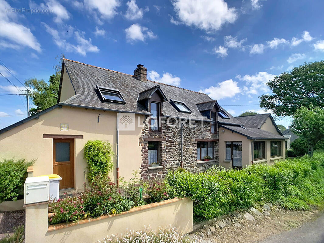 Maison à PAIMPONT