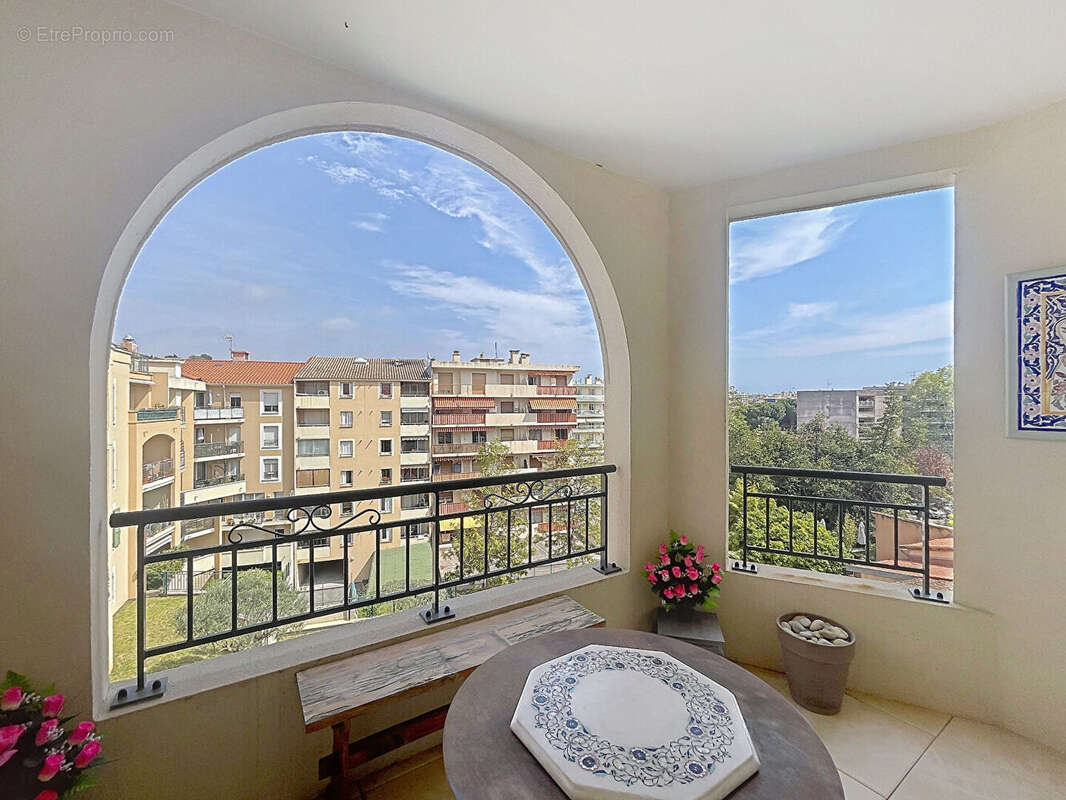 Appartement à CAGNES-SUR-MER