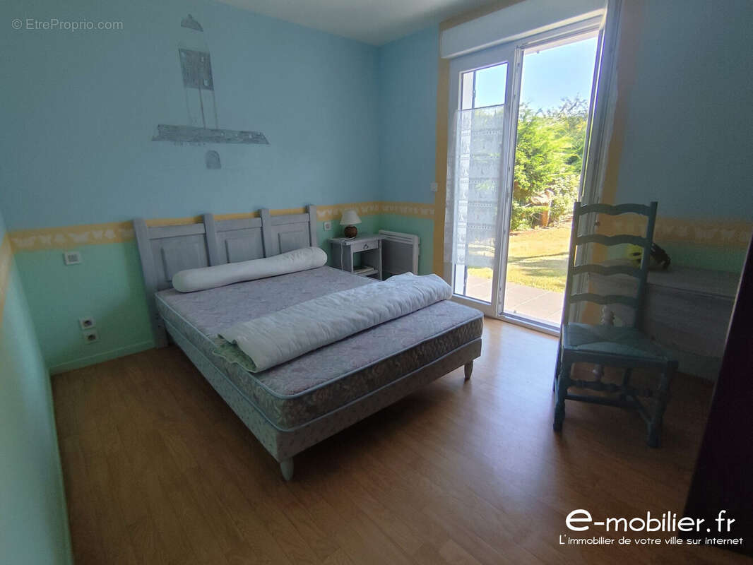 chambre au RDC - Maison à GROIX