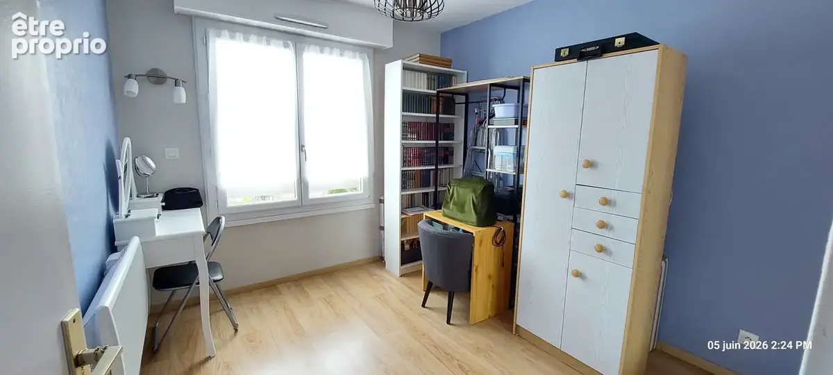 Tres bel appartement t3 avec cave et parking - photo 4