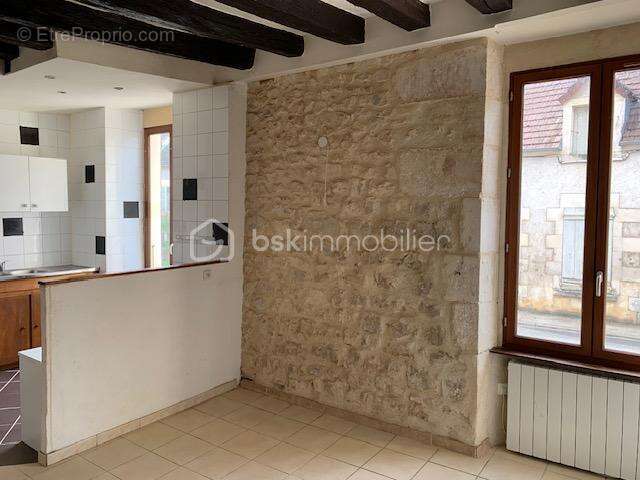 Maison à TRACY-SUR-LOIRE