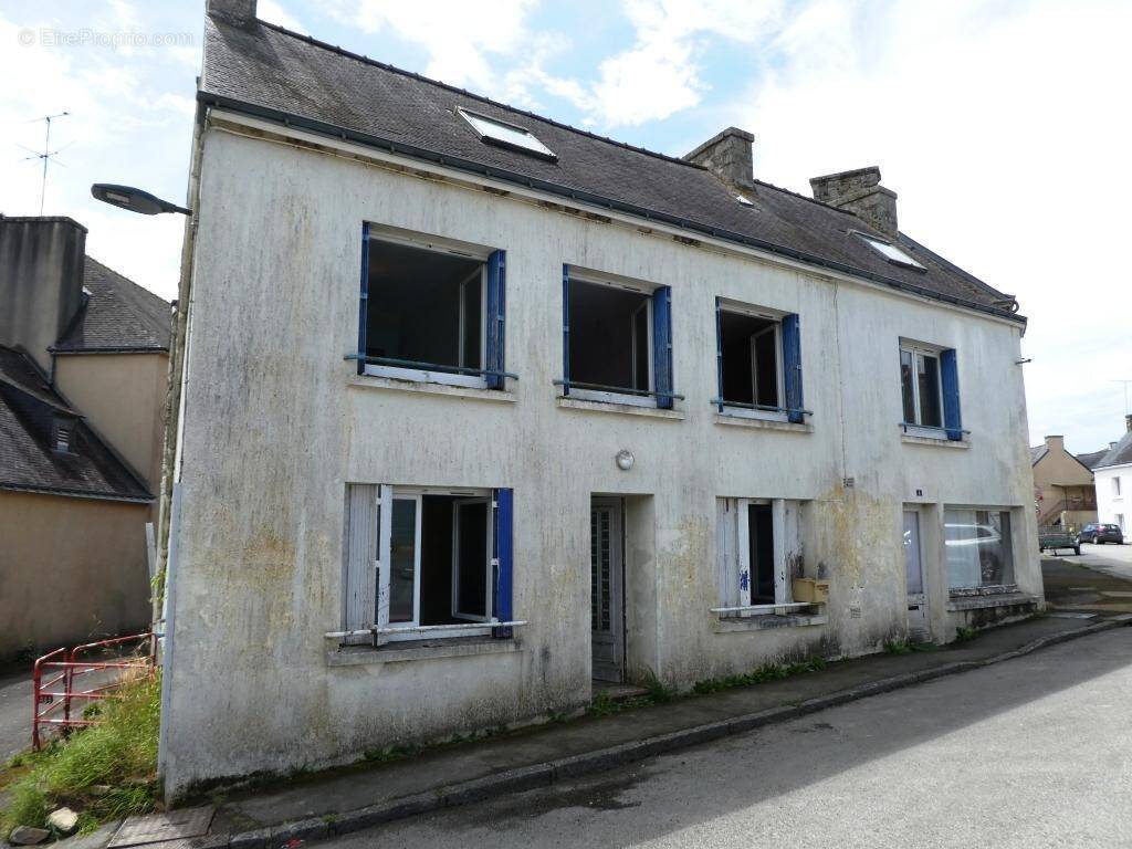 Maison à LOCMALO