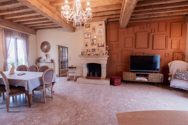 Maison à vendre 7 pièces proche de PARAY LE MONIAL (71) - photo 3