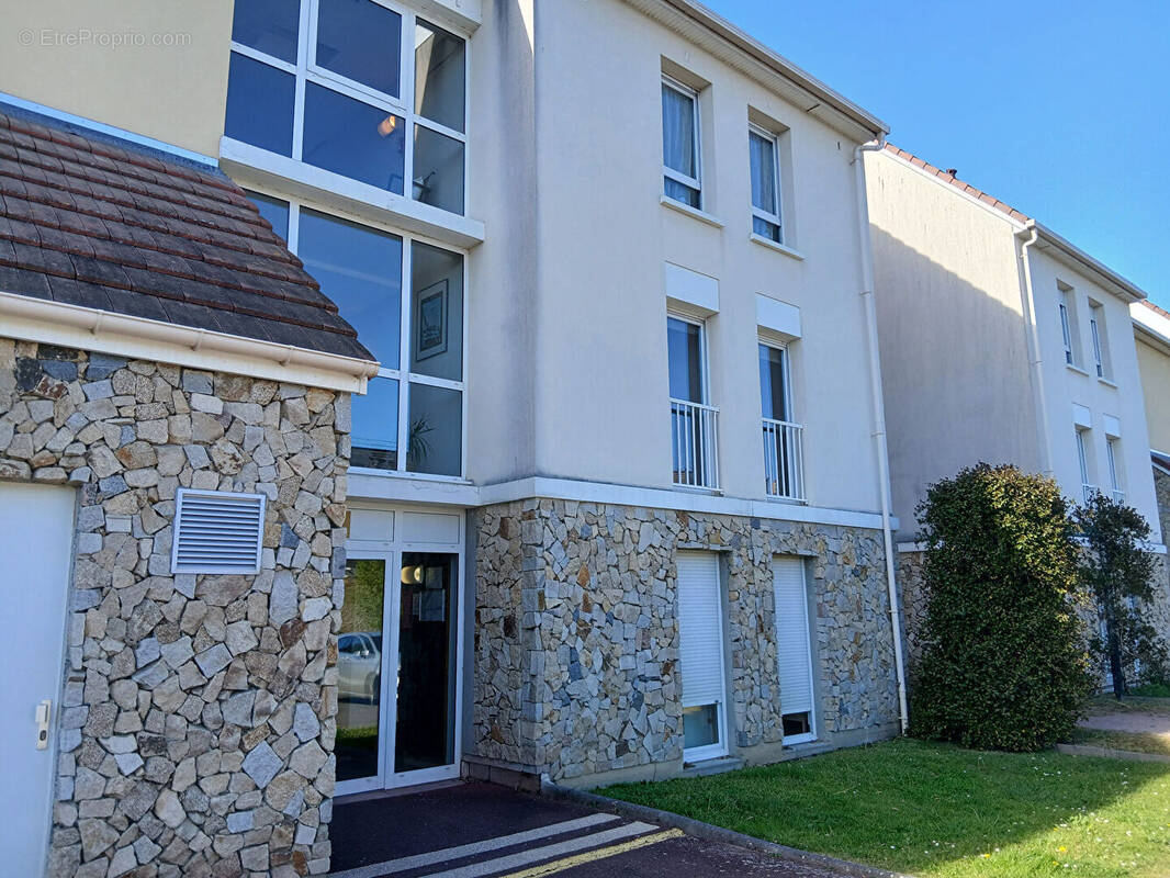 Appartement à DOUVRES-LA-DELIVRANDE
