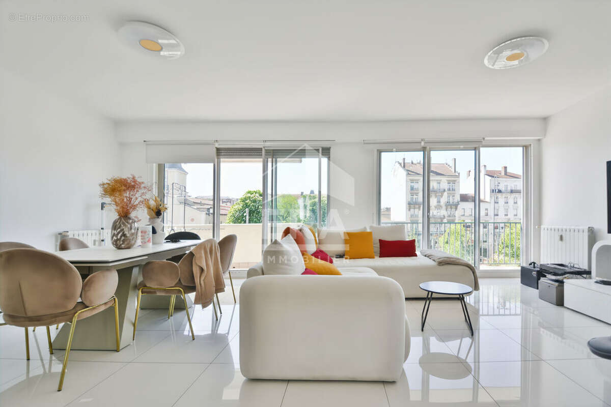 Appartement à VILLEURBANNE