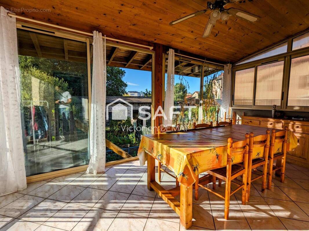 Photo 1 - Maison à AMPLEPUIS