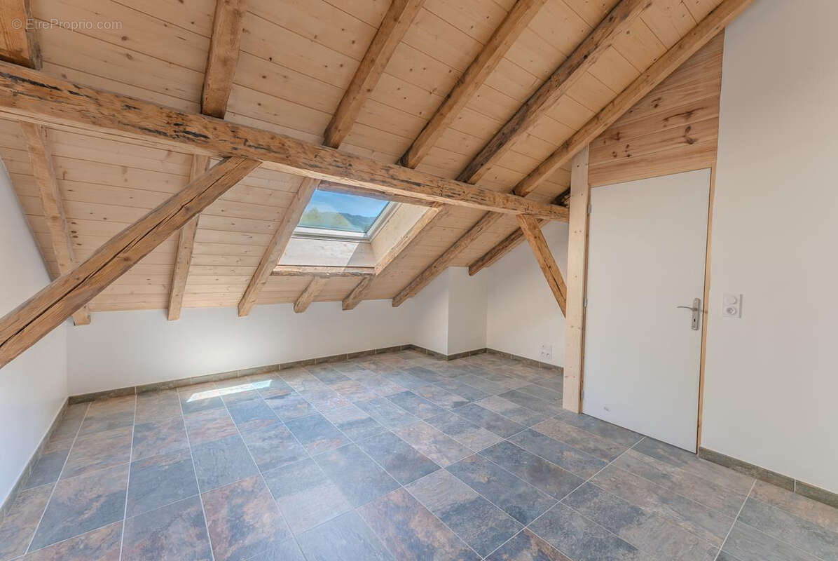 Appartement à BONNEVAUX