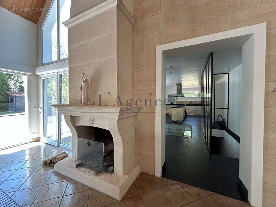 Maison Lamorlaye Le LYS 300m² - photo 8