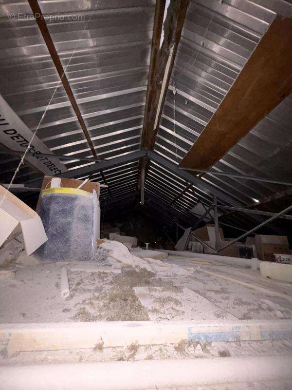 Commerce à MONTREUIL