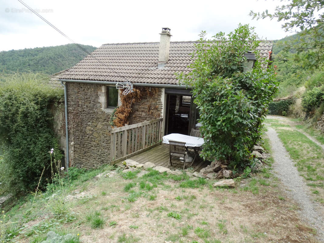 Maison à SAINT-ANDRE-LACHAMP