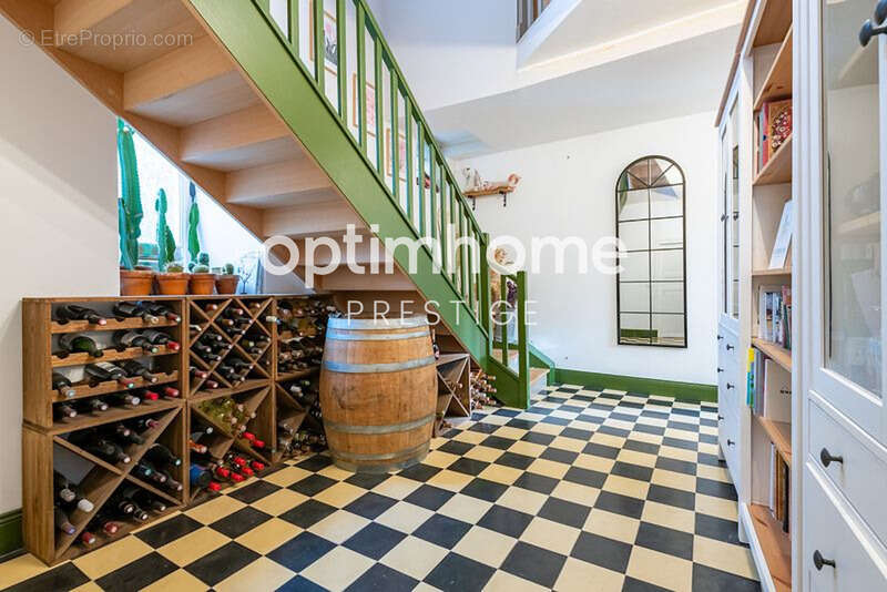 Maison à MORET-SUR-LOING