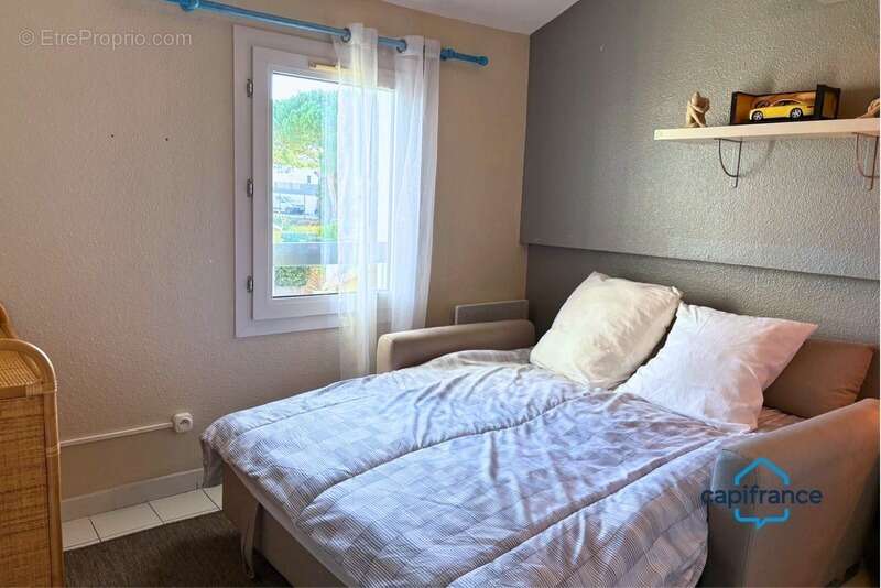 Maison à VIC-LA-GARDIOLE