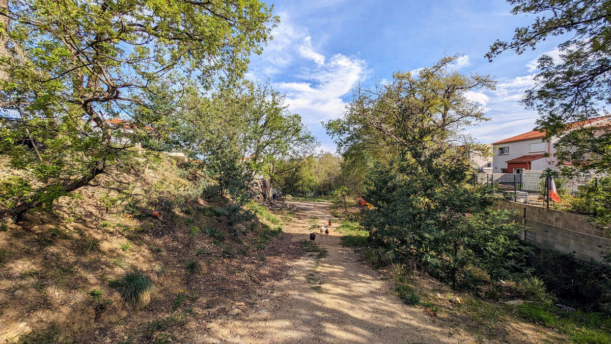 Maison à VILLELONGUE-DELS-MONTS