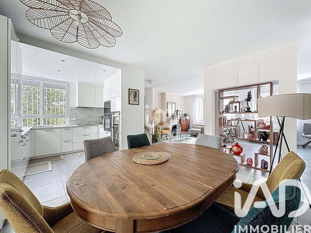 Photo 4 - Maison à LE VESINET