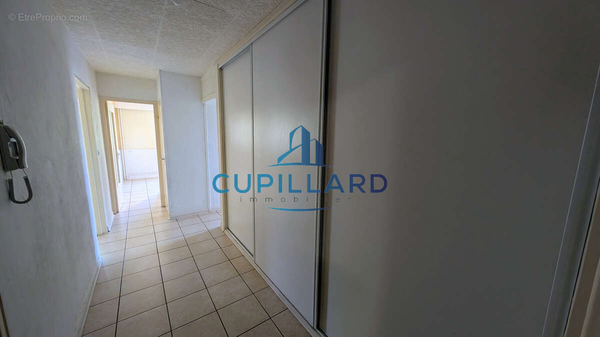 T3 avec ascenseur et balcon dpe c - photo 9