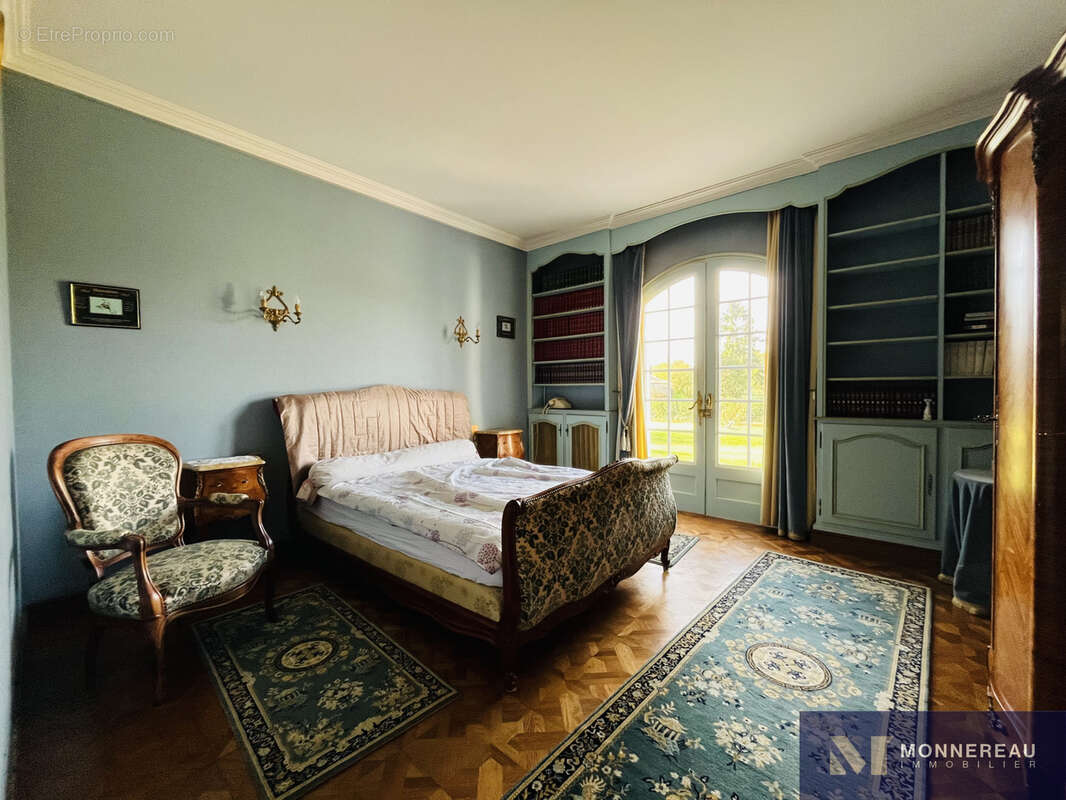 Maison à SAUZE-VAUSSAIS