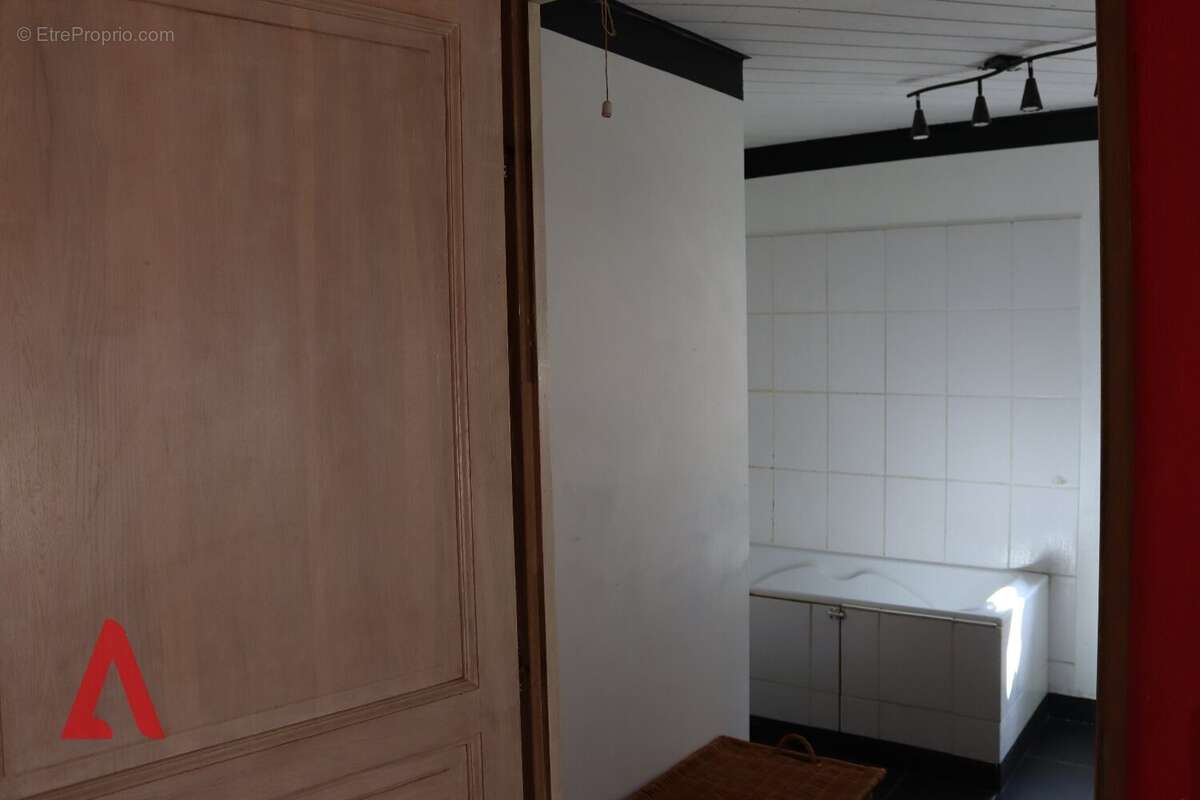 Grande maison familiale de 180 m²  DPE B  Cour intérieure & Terrasse sur le toit - photo 14