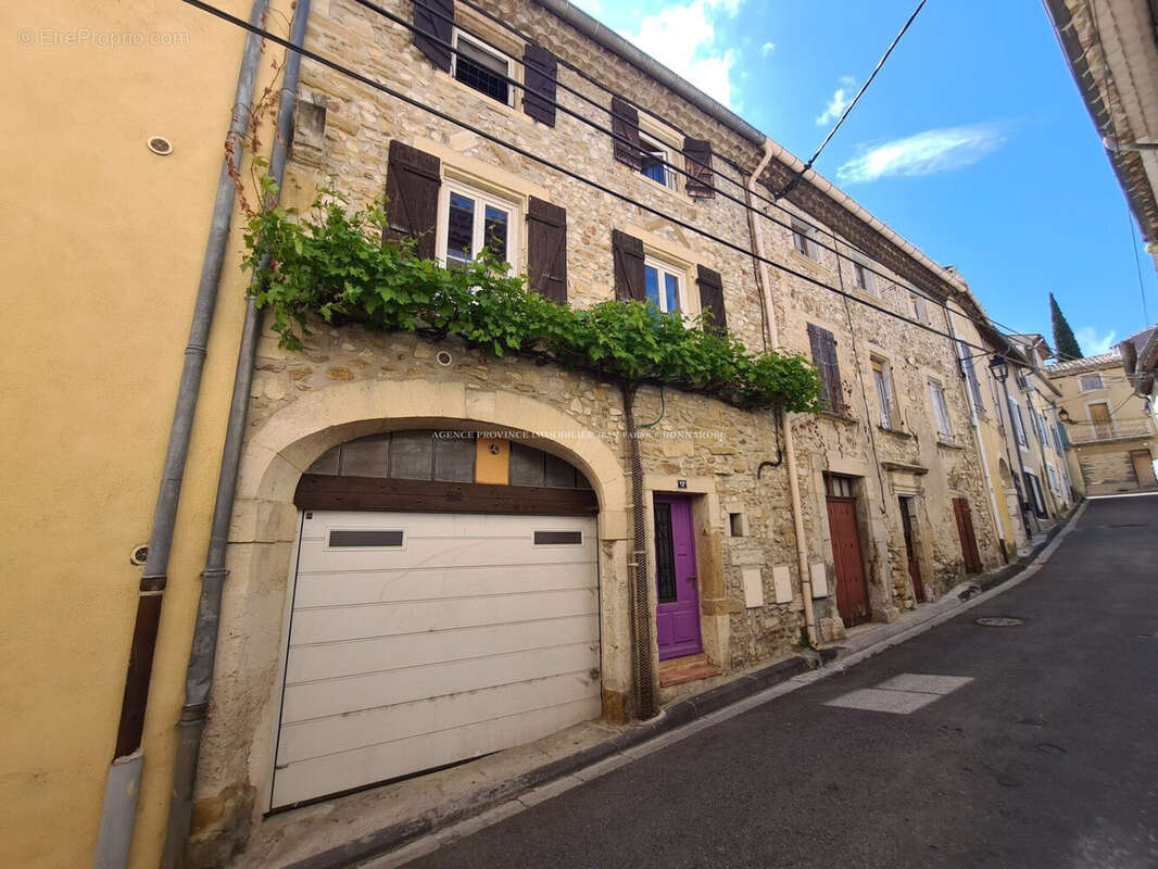 Maison 104 m² à Valreas  - photo 9