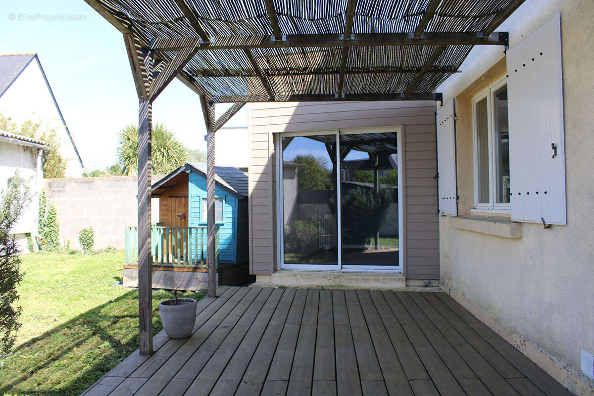 Maison à AVRILLE