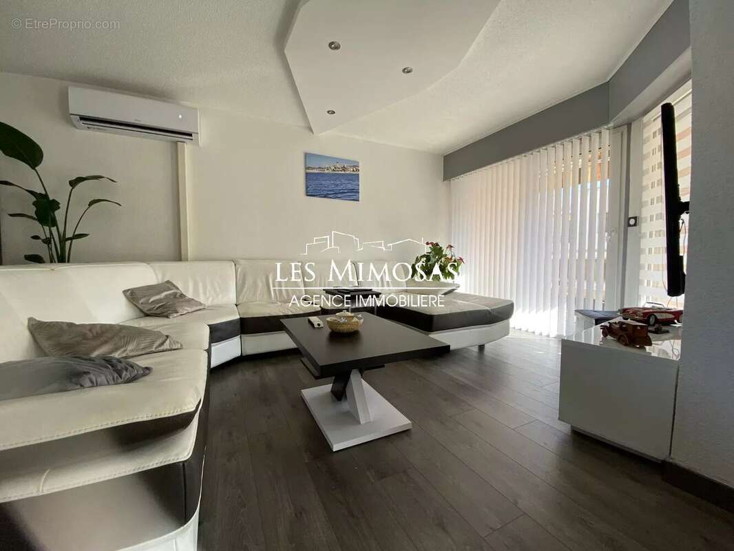 Appartement à SAINT-RAPHAEL