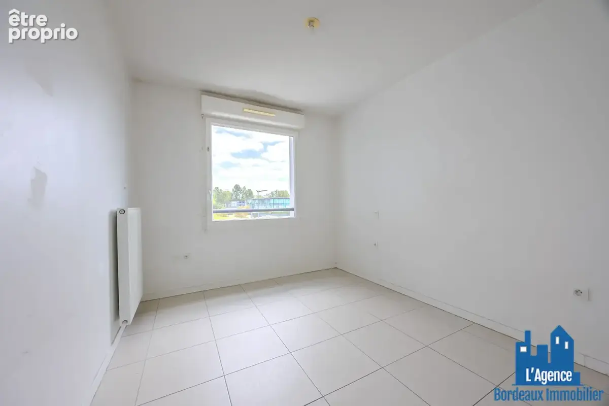 Exclusivité !!!  bruges - appartement type 4 de 86 m² avec terrasse et deux places de parking. michaël vigier  o6 7o 29 94 95. - photo 11