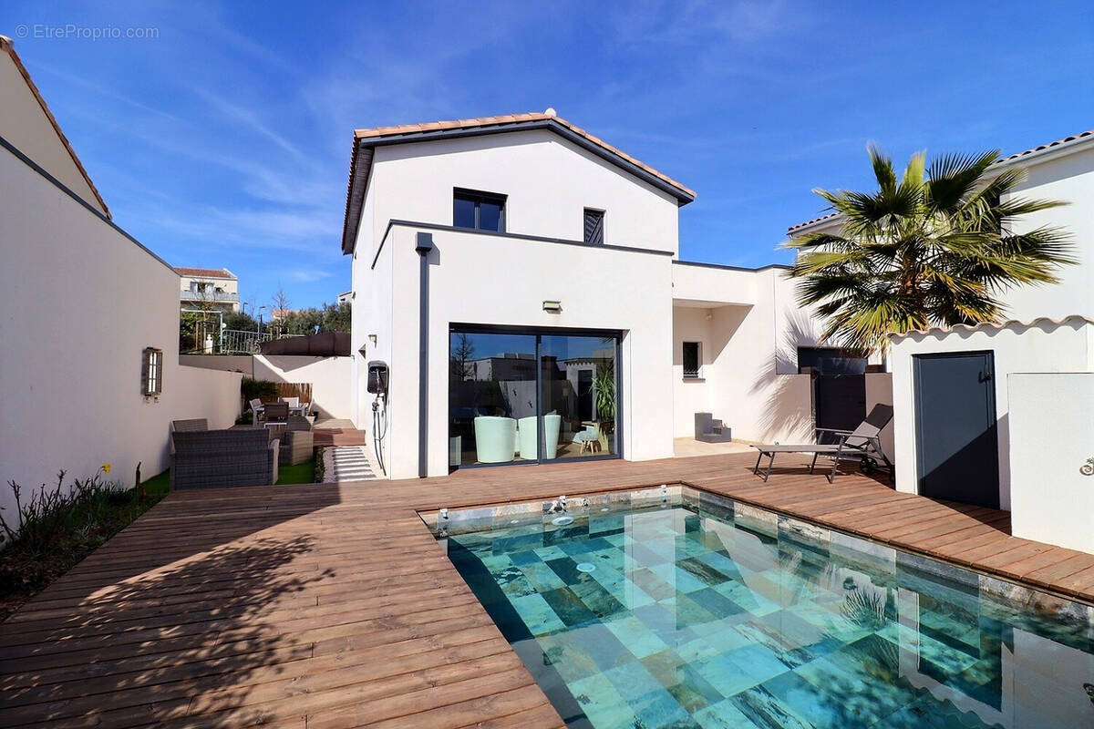 Maison à SAINT-ANDRE-DE-SANGONIS