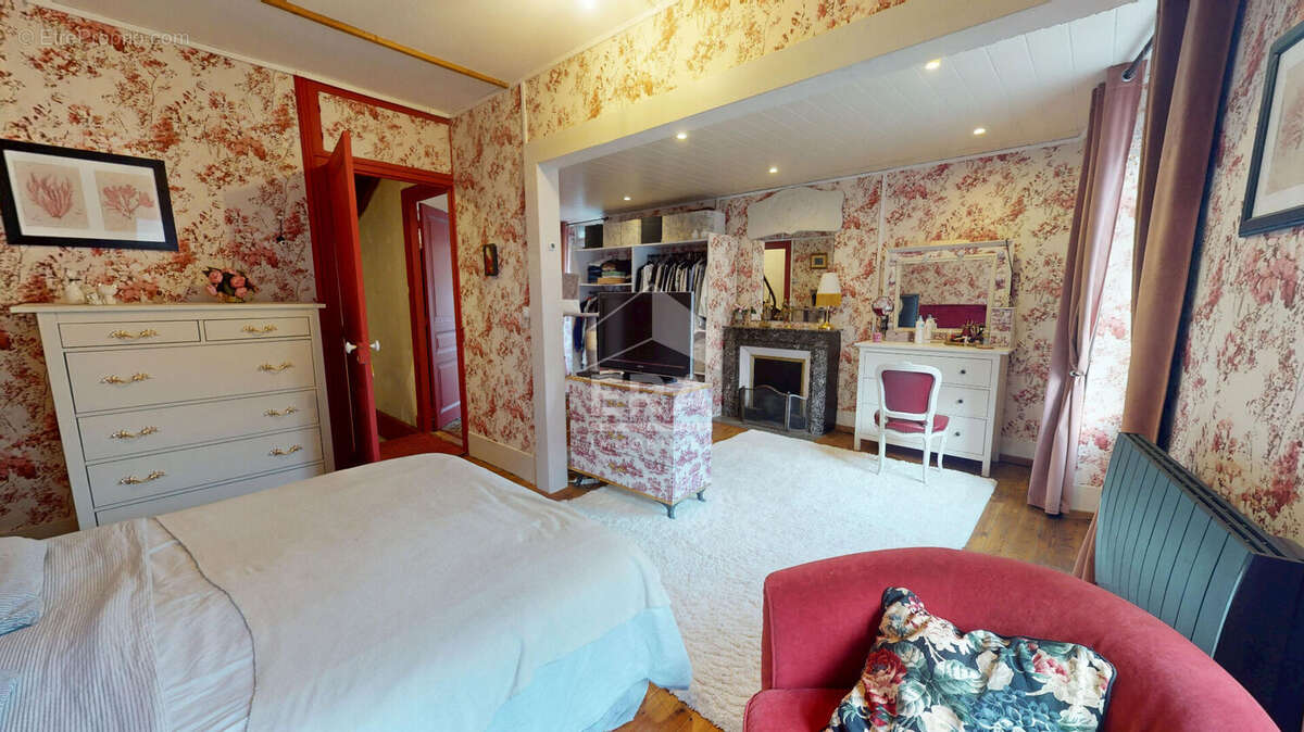 Maison à TENAY