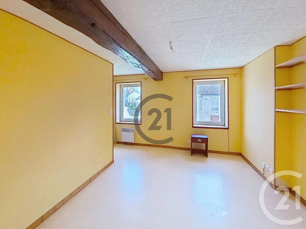 Maison 296 m² à Escamps  - photo 17