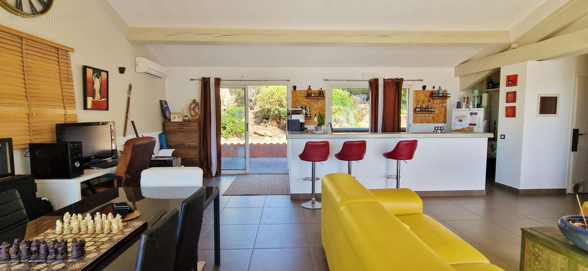 Maison à HYERES