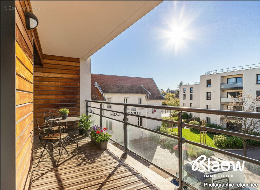 Appartement à VEAUCHE