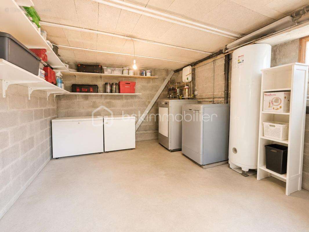 Maison avec deux appartements – Terrain 993 m² – Idéal famille, investissement ou projet locatif - photo 5