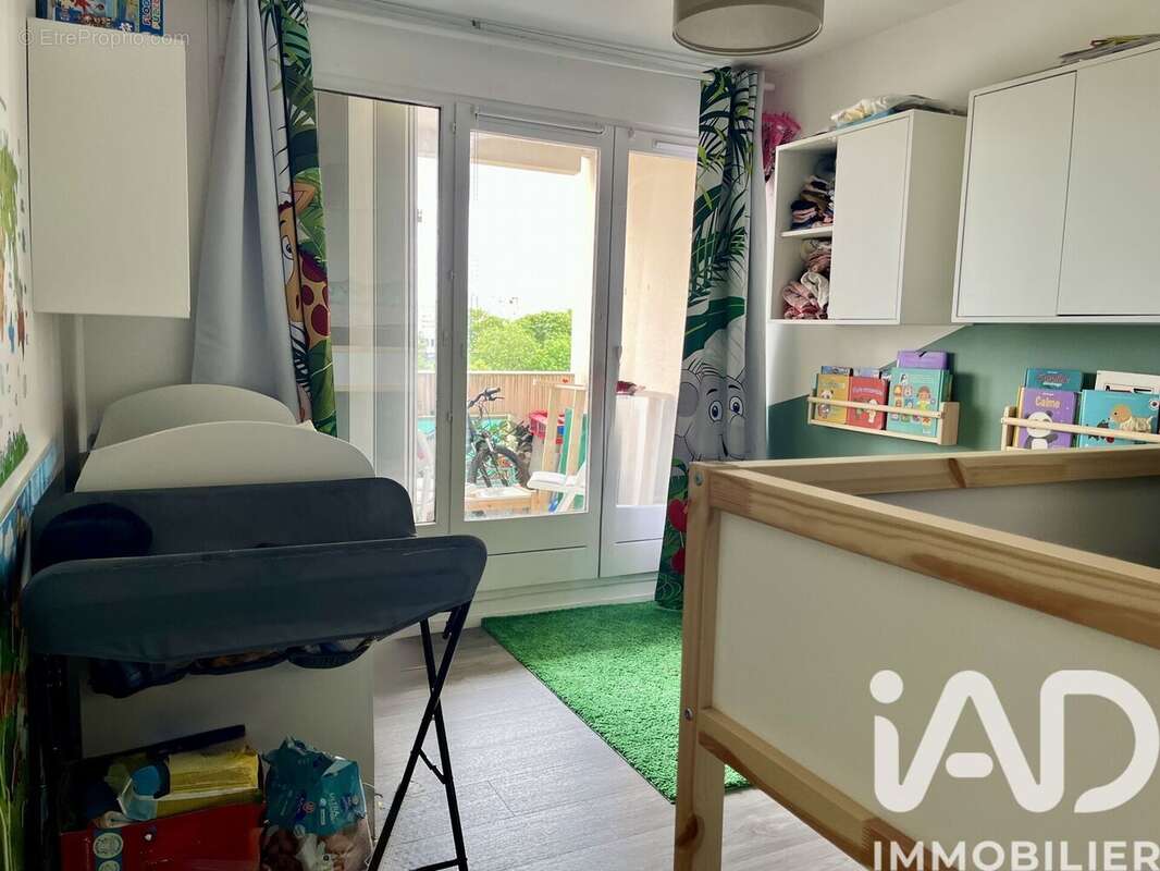 Photo 9 - Appartement à EPINAY-SUR-SEINE