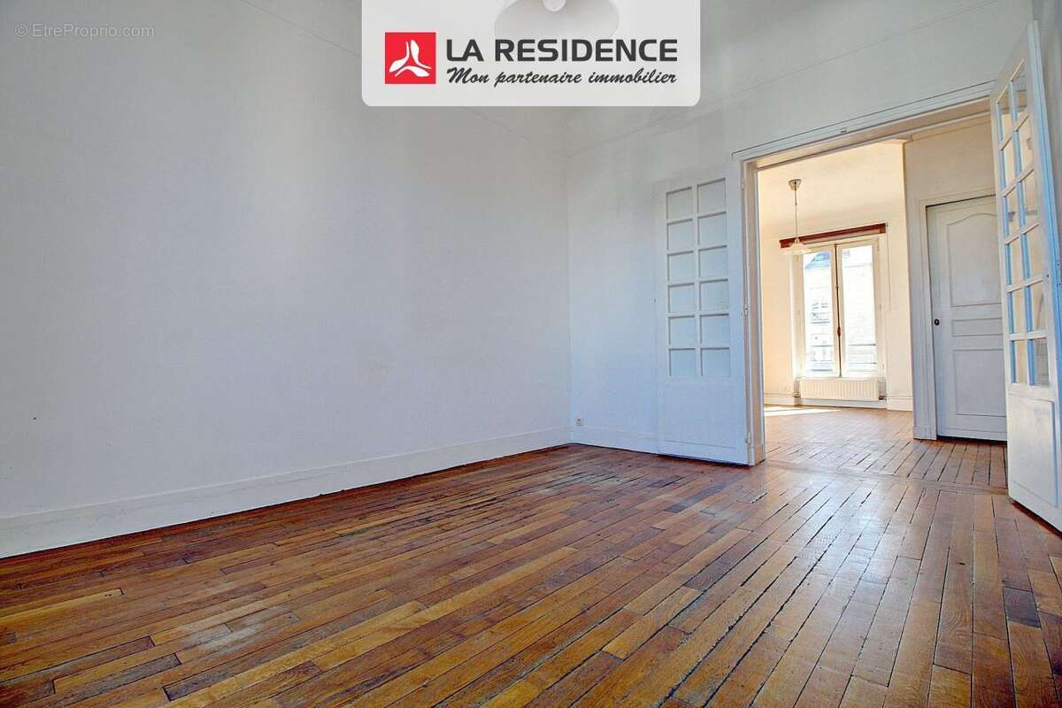 Appartement 73 m² à Pontoise  - photo 2