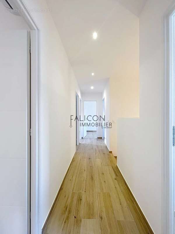 Maison à TOURRETTE-LEVENS