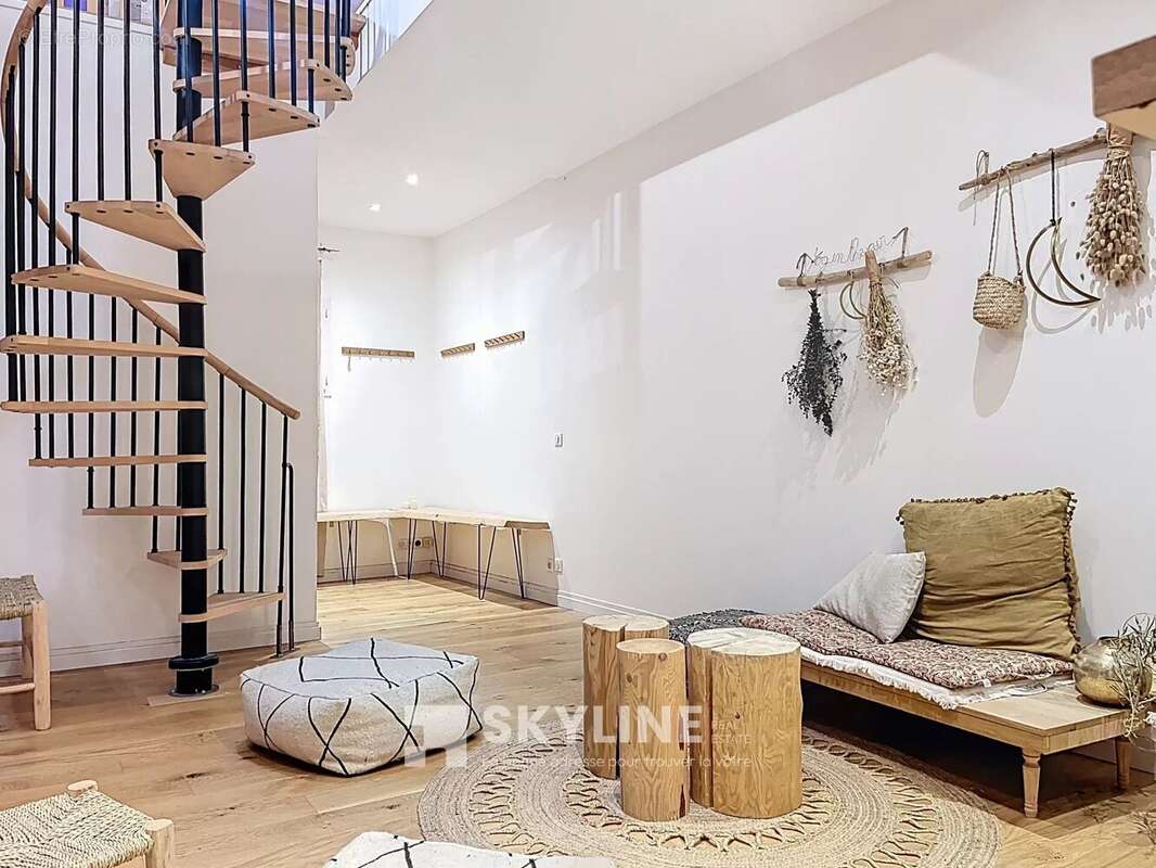 Appartement à MARSEILLE-6E