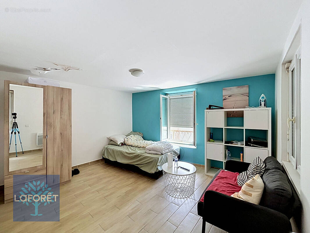 Appartement à CORBEIL-ESSONNES