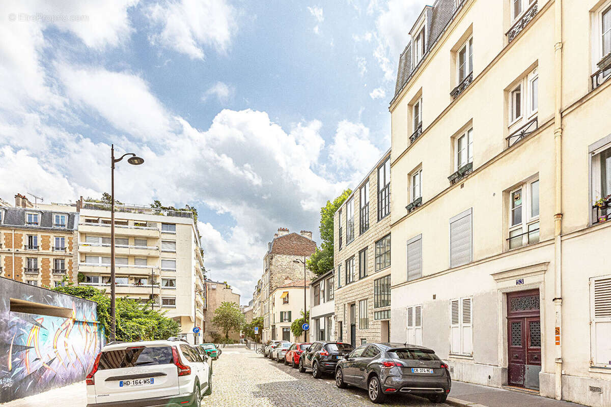 Appartement à PARIS-14E