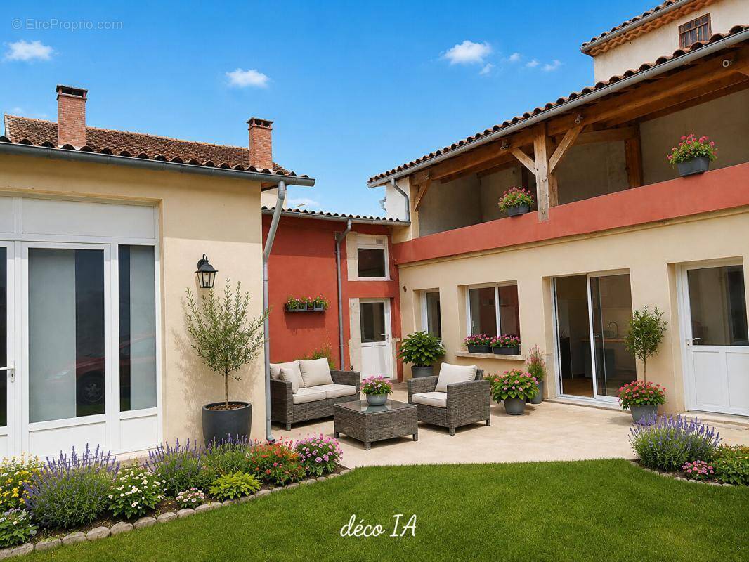Maison à SAINT-YRIEIX-SUR-CHARENTE