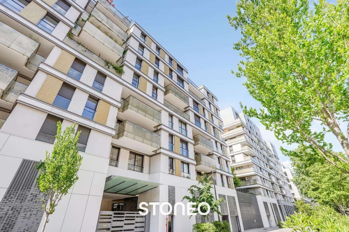 Appartement à ISSY-LES-MOULINEAUX