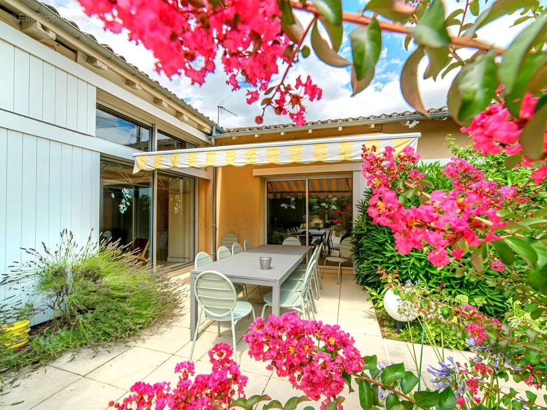 Conversion de grange moderne et ferme familiale traditionnelle - photo 18