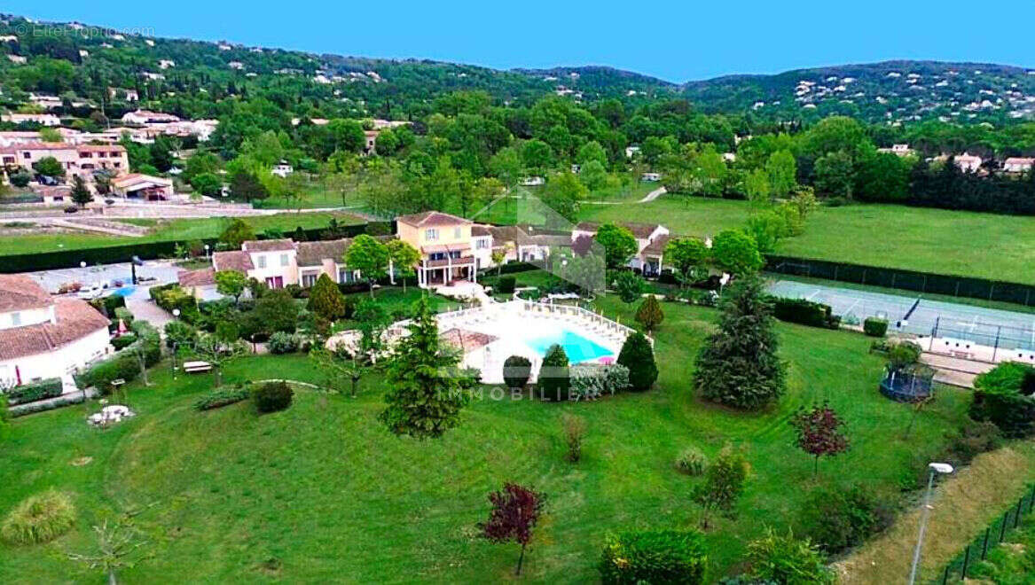 Autre à MONTAUROUX