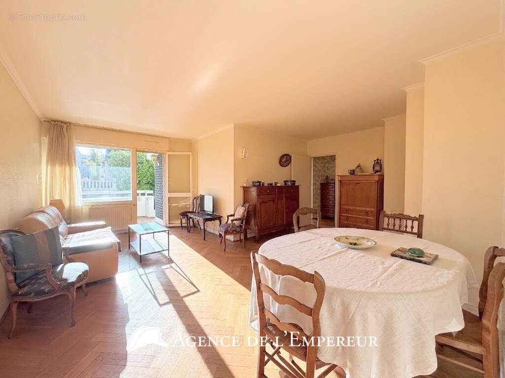 Appartement à RUEIL-MALMAISON