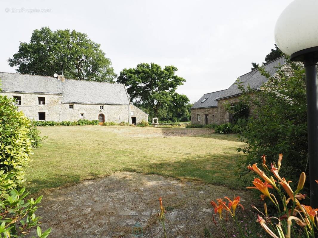 Maison à GUERN