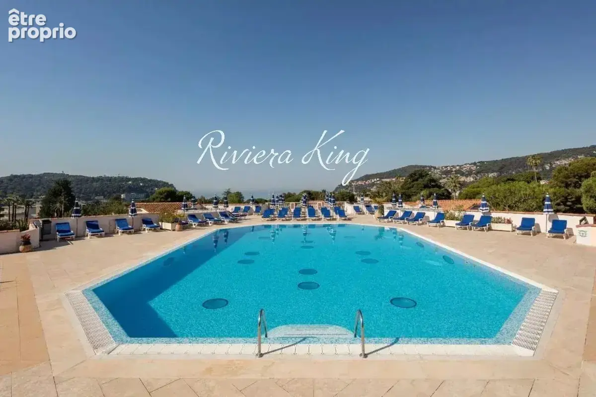 Appartement T3,  Rez-de-jardin rénové avec terrasse, vu jardin, piscine et accès mer - photo 9