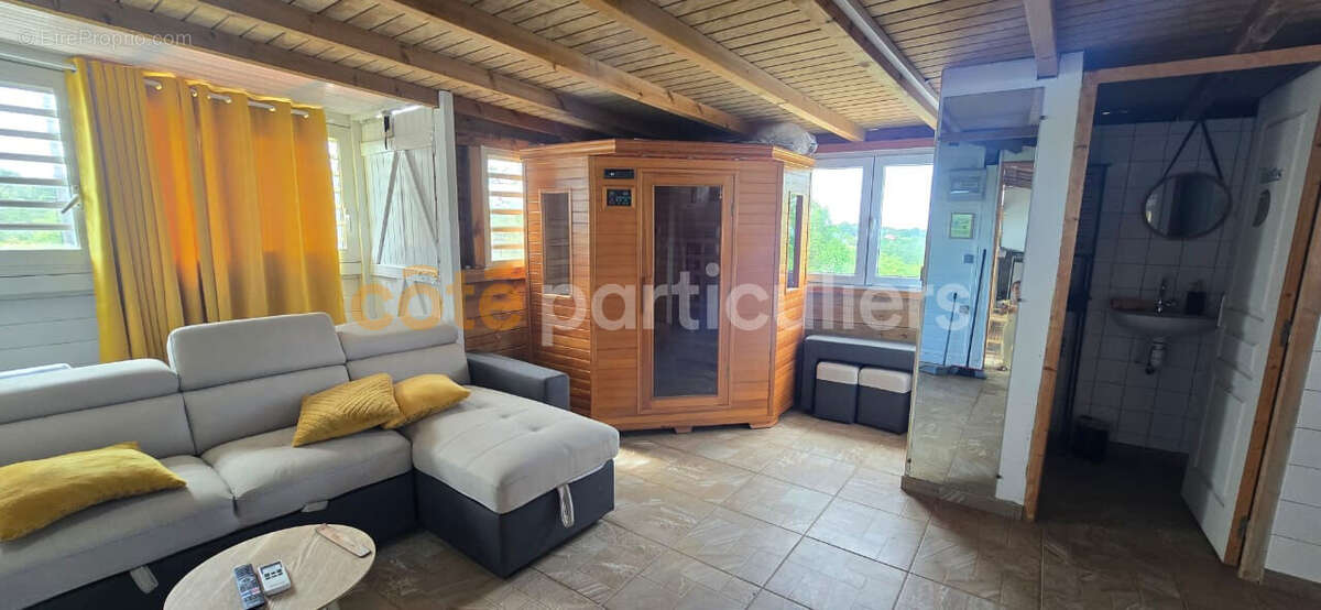 Ensemble immobilier à fort potentiel Sainte Anne 16 pièce(s) 390 m2 - photo 17
