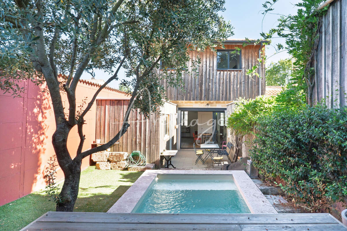 Maison à LE BOUSCAT