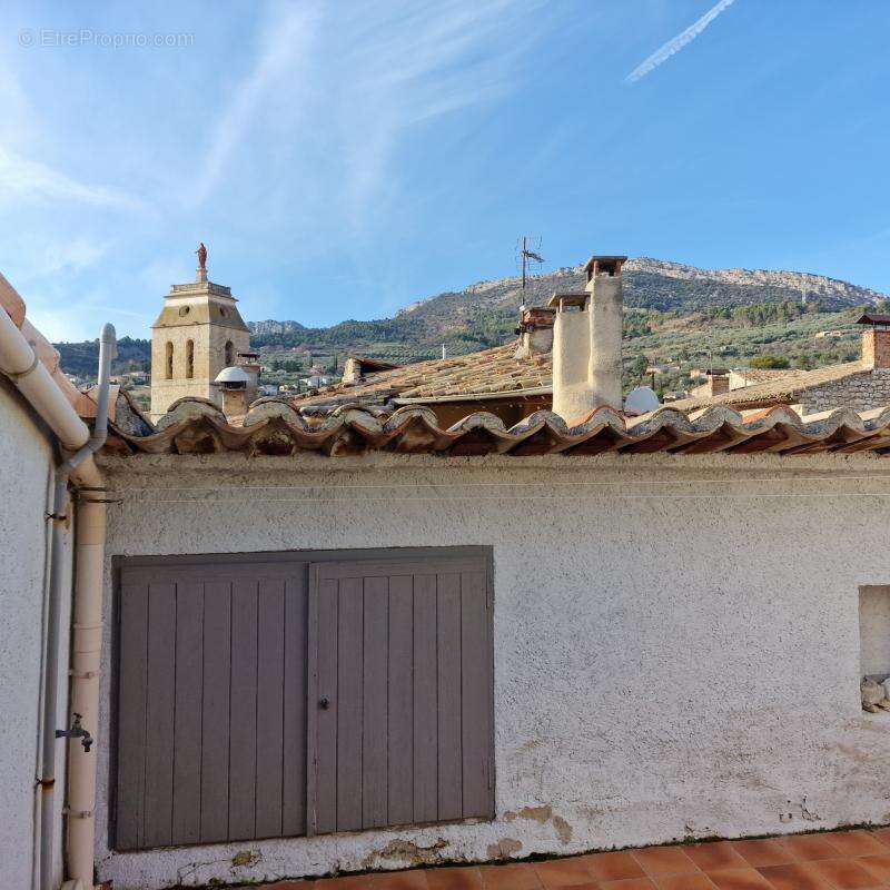 Maison à BUIS-LES-BARONNIES