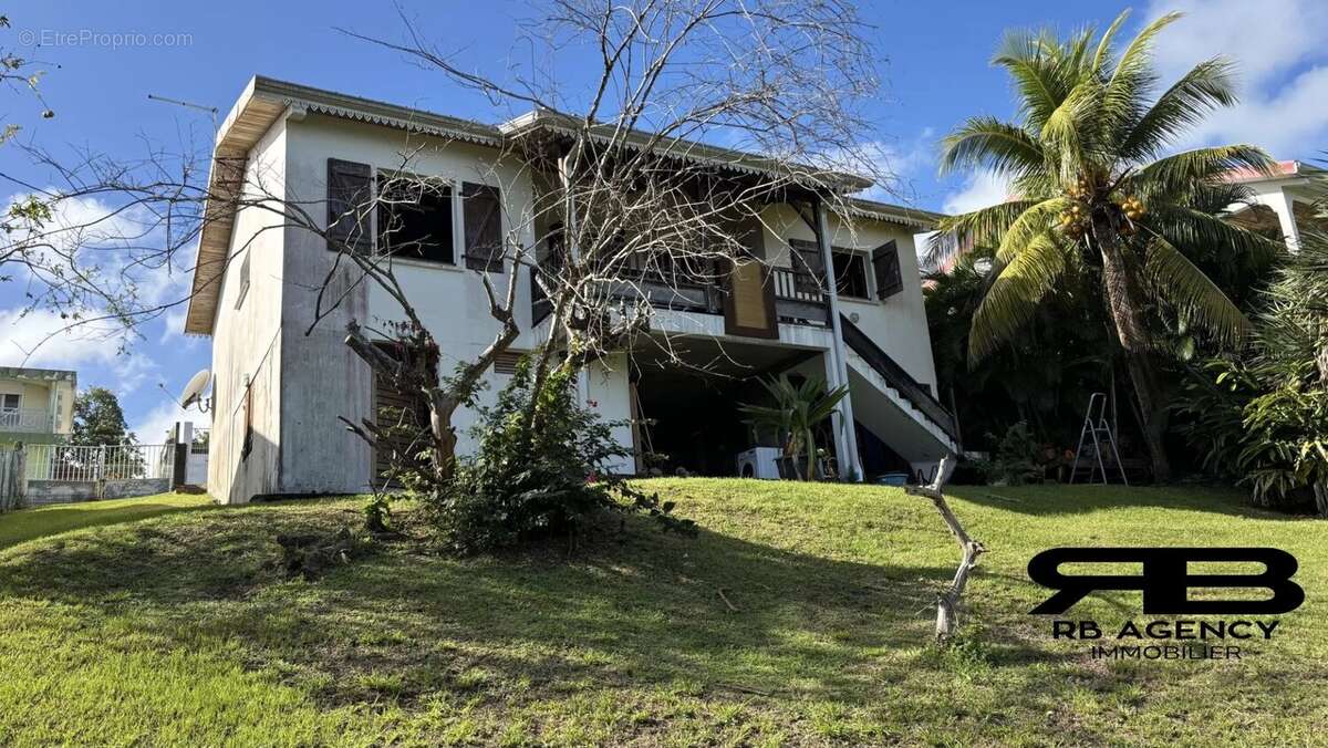 Maison à LA TRINITE