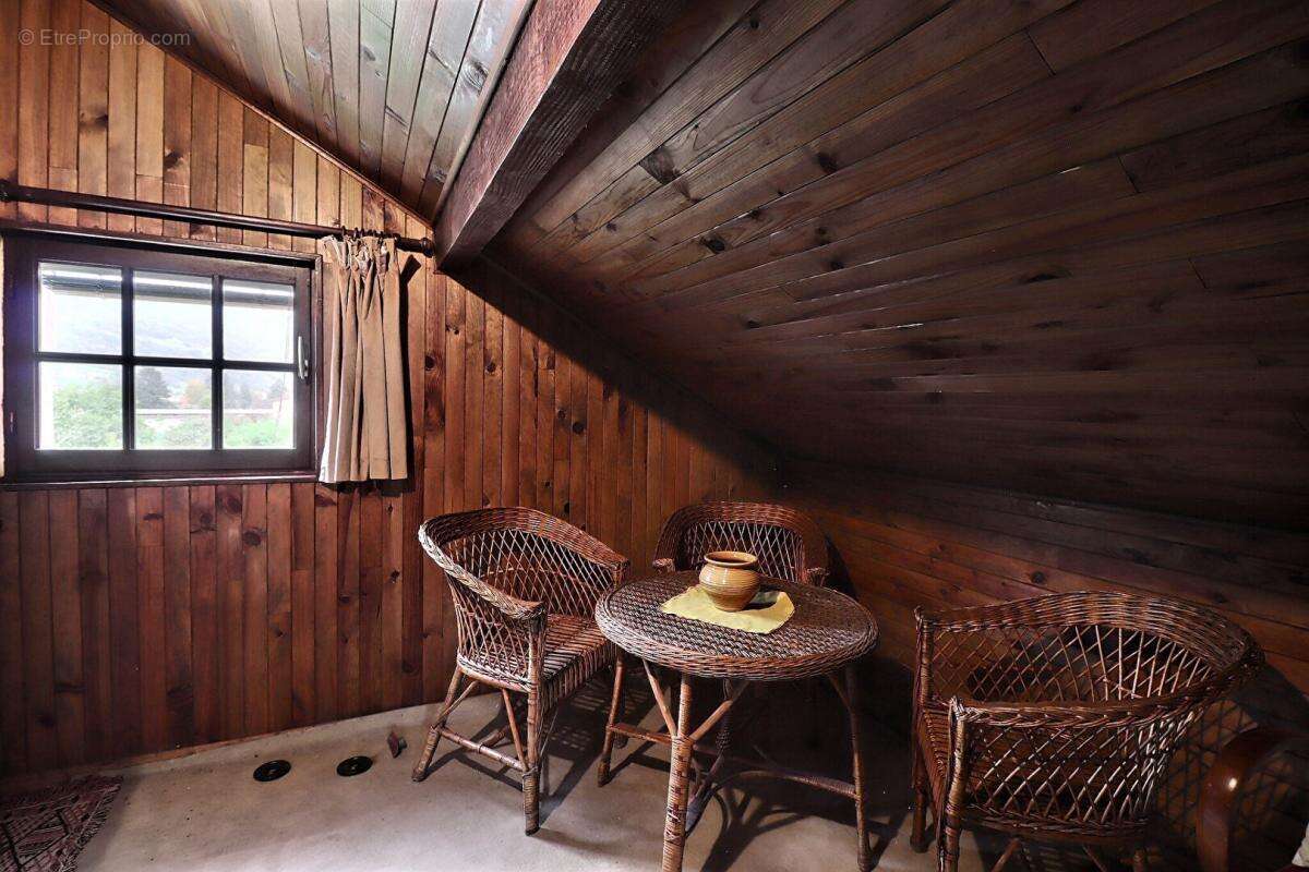 Maison à LA ROCHETTE